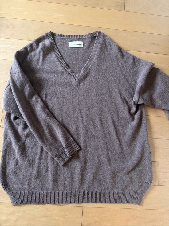 Cordera Sweaters - Cordera V neck sweater